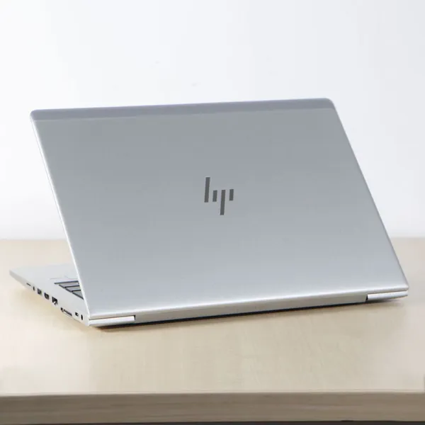 HP EliteBook 830 G5